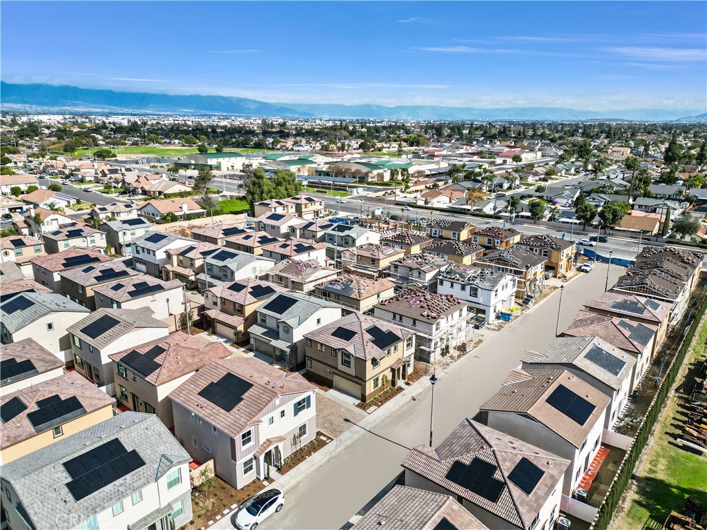 643 E Joseph Privado