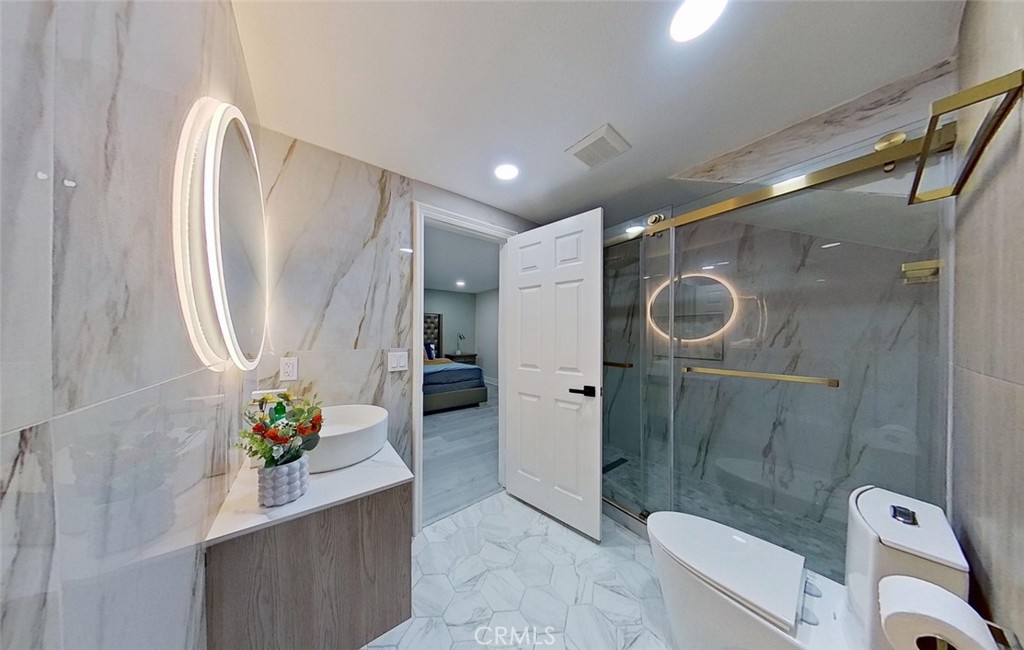 2635 Genola Drive