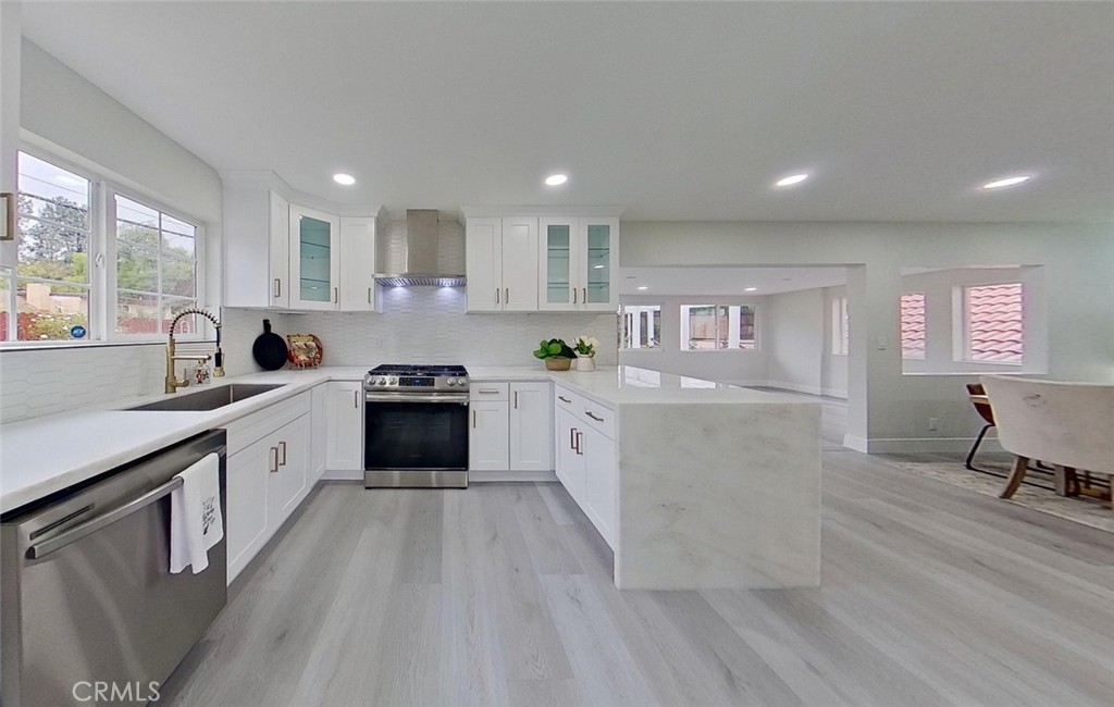 2635 Genola Drive