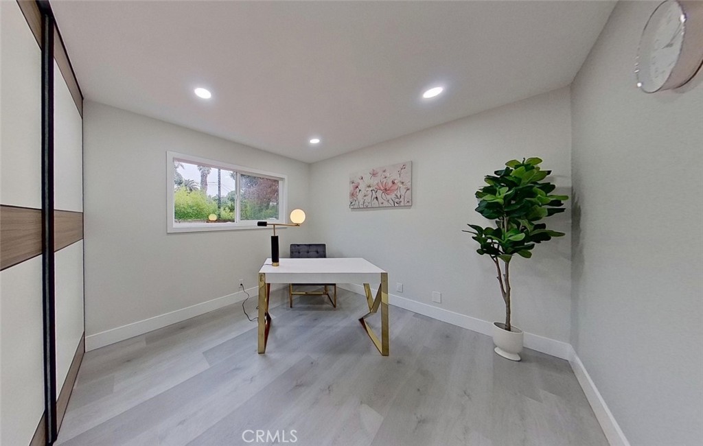 2635 Genola Drive