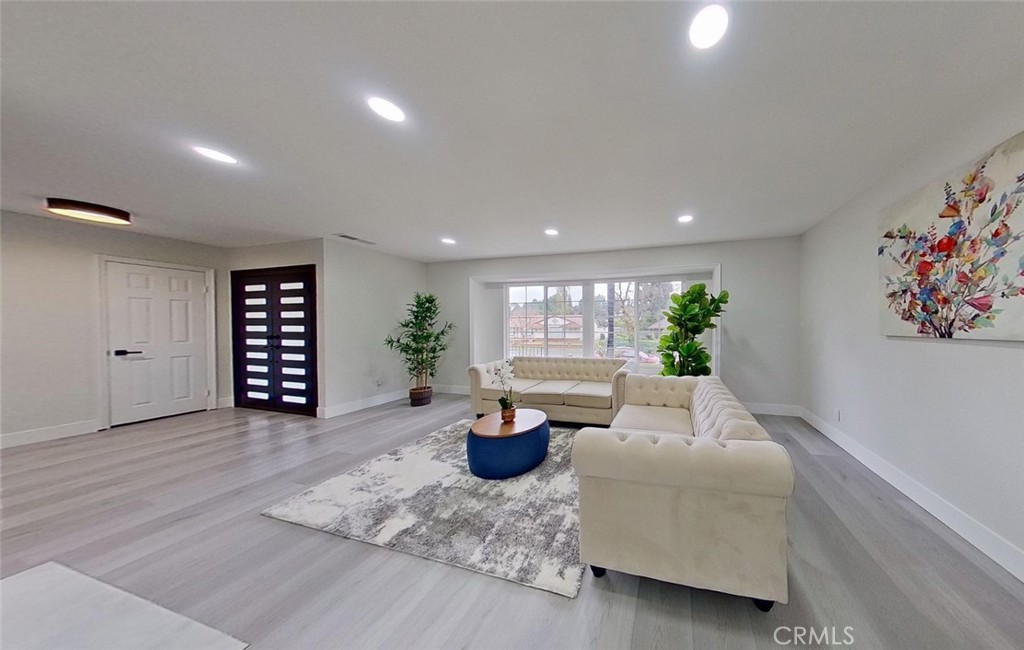 2635 Genola Drive