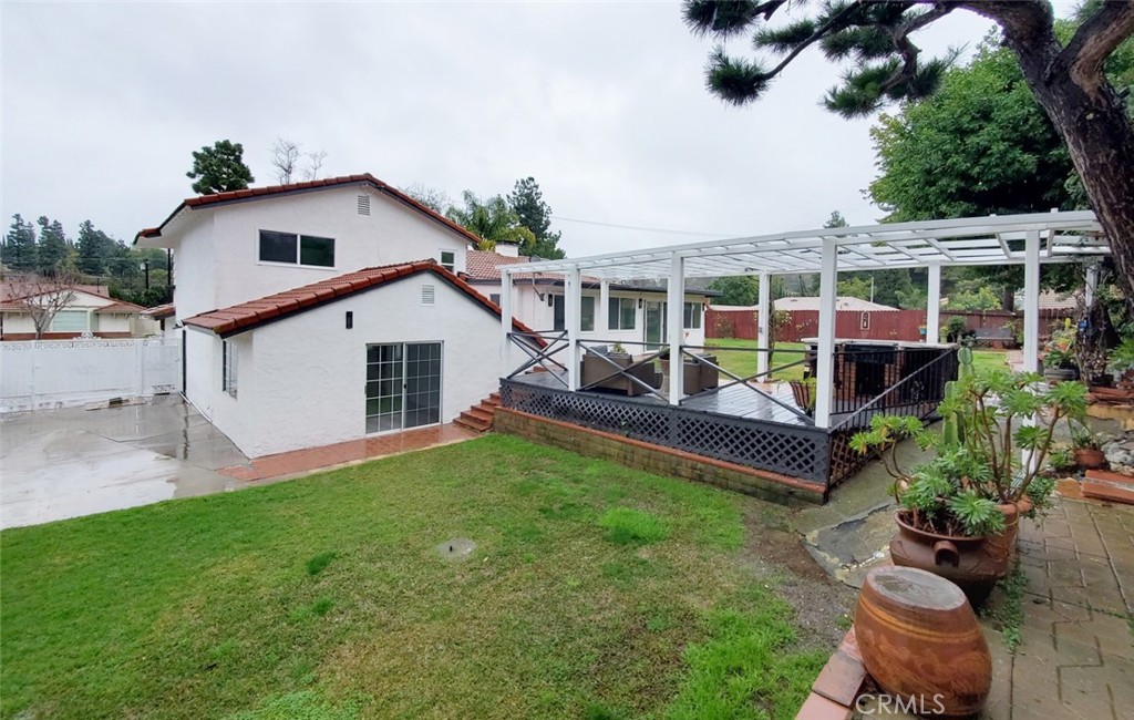 2635 Genola Drive