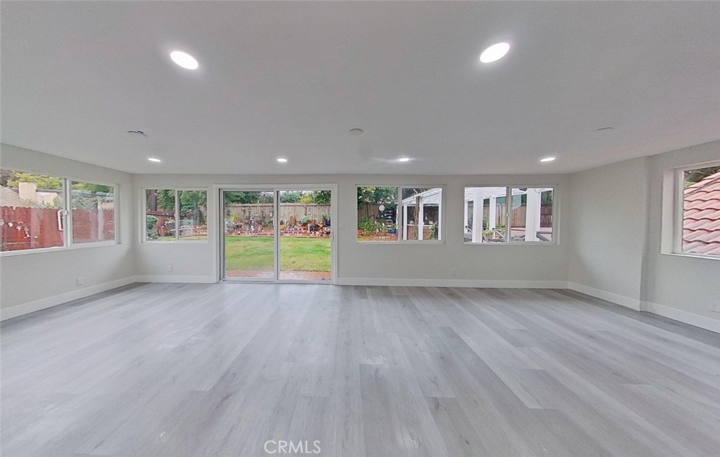 2635 Genola Drive