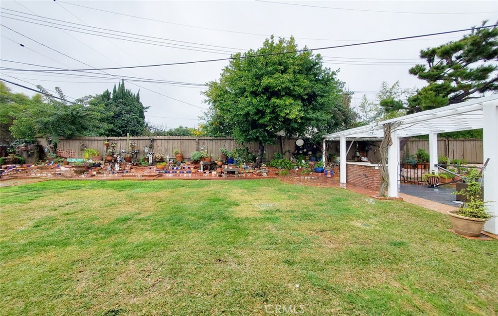 2635 Genola Drive