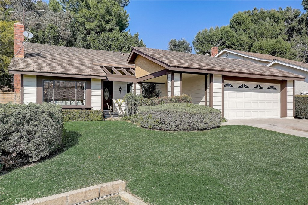 3221 Falcon Ridge Road