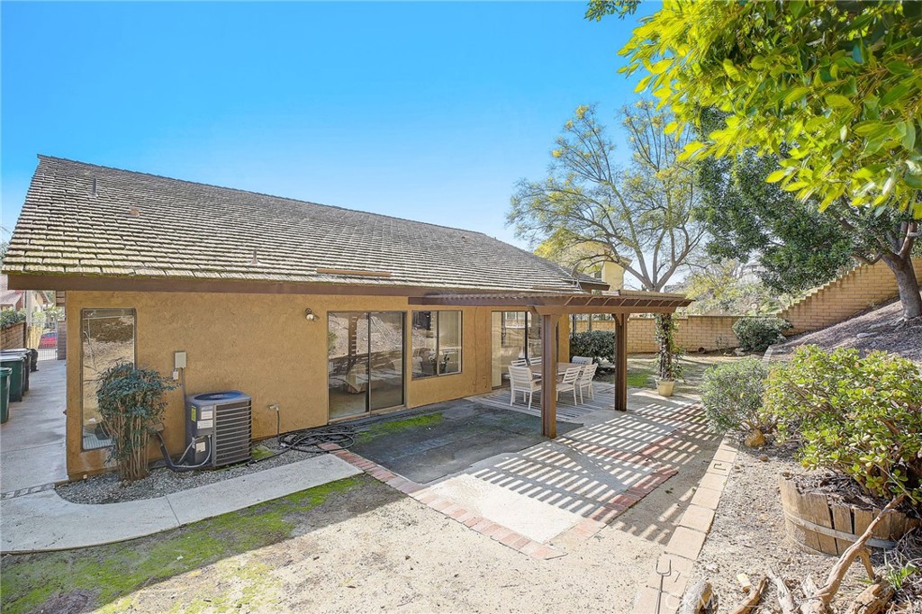 3221 Falcon Ridge Road