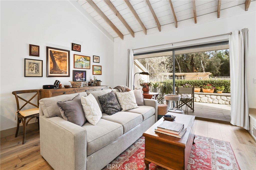 23551 Avenida La Caza 131