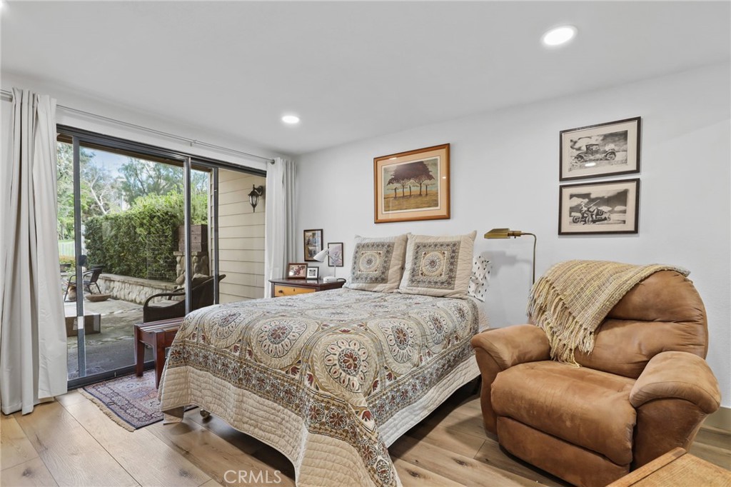 23551 Avenida La Caza 131