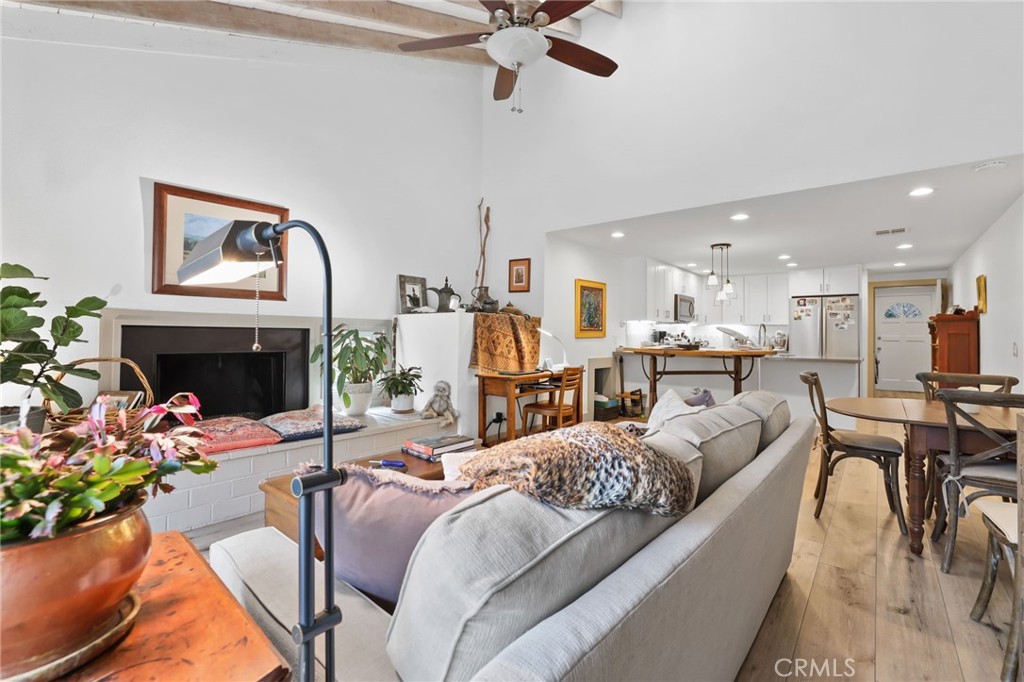 23551 Avenida La Caza 131