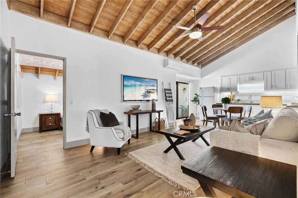 23551 Avenida La Caza 131