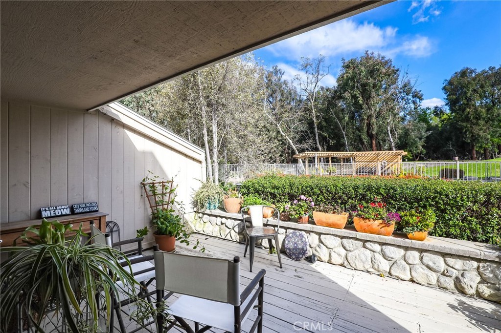 23551 Avenida La Caza 131