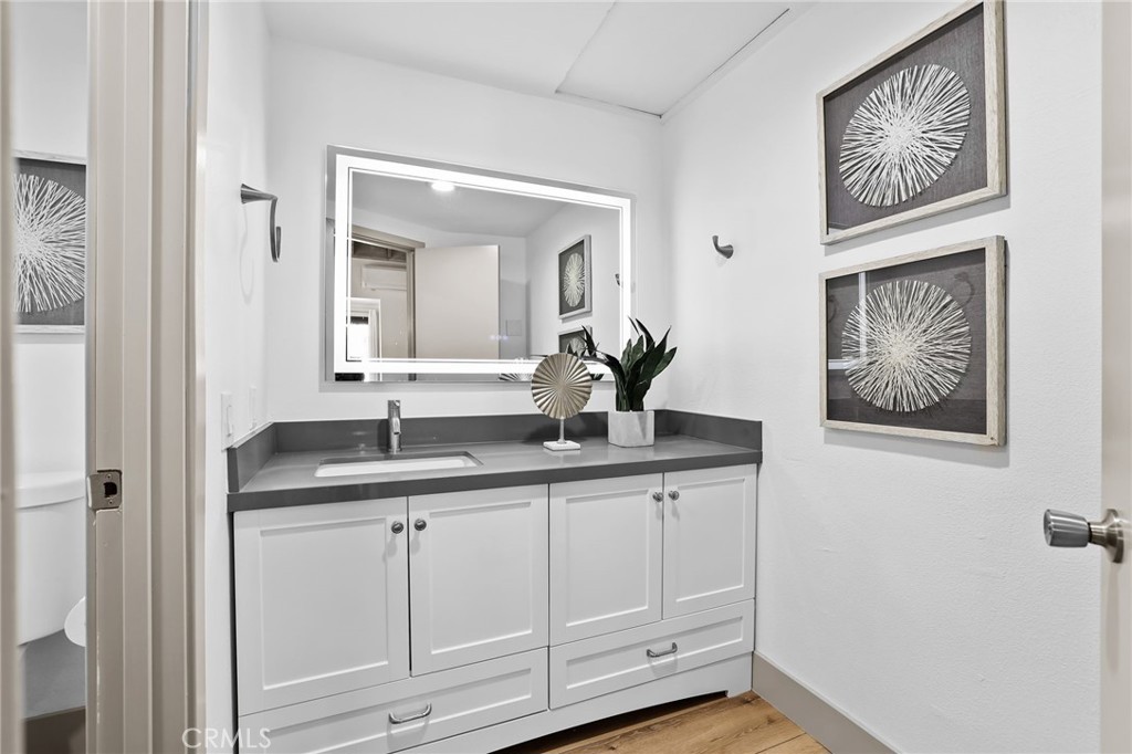 23551 Avenida La Caza 131