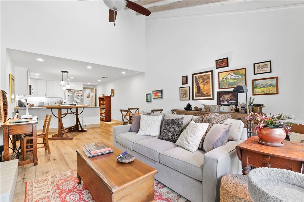 23551 Avenida La Caza 131