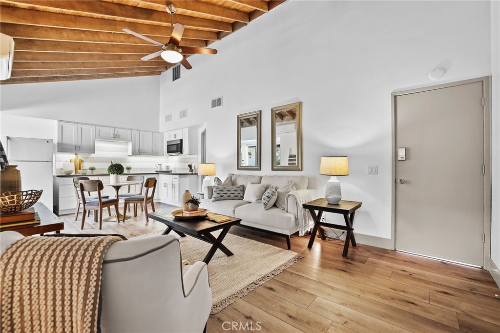 23551 Avenida La Caza 131