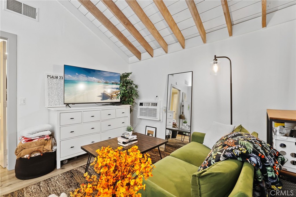 23551 Avenida La Caza 131