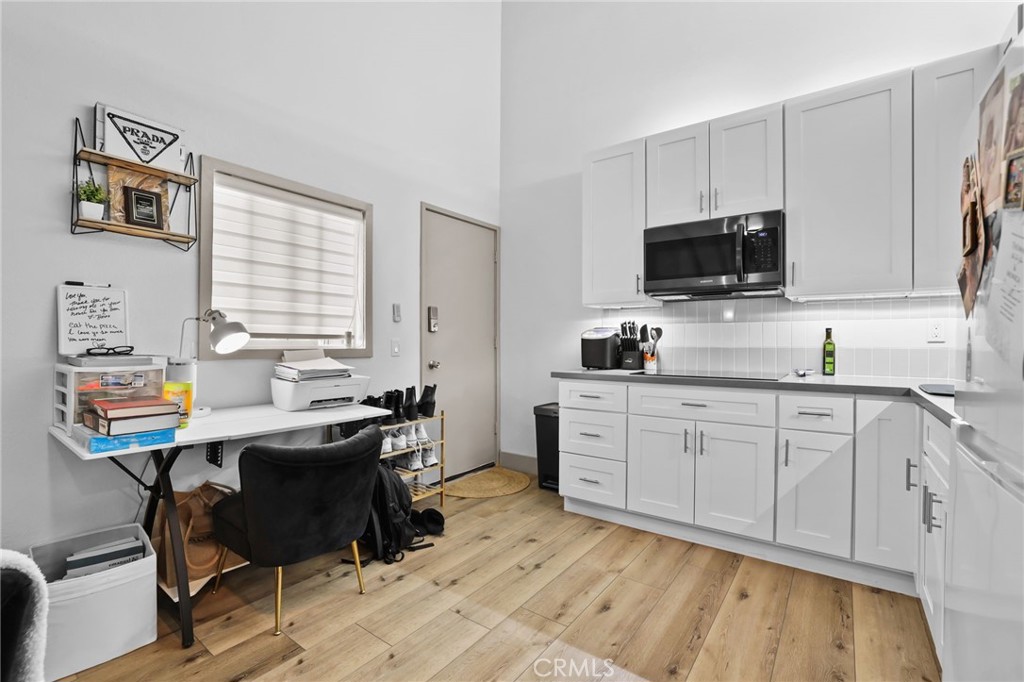 23551 Avenida La Caza 131