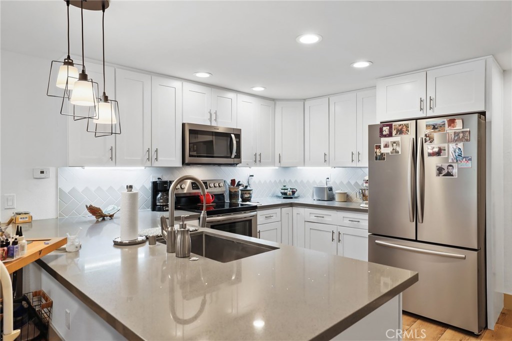 23551 Avenida La Caza 131