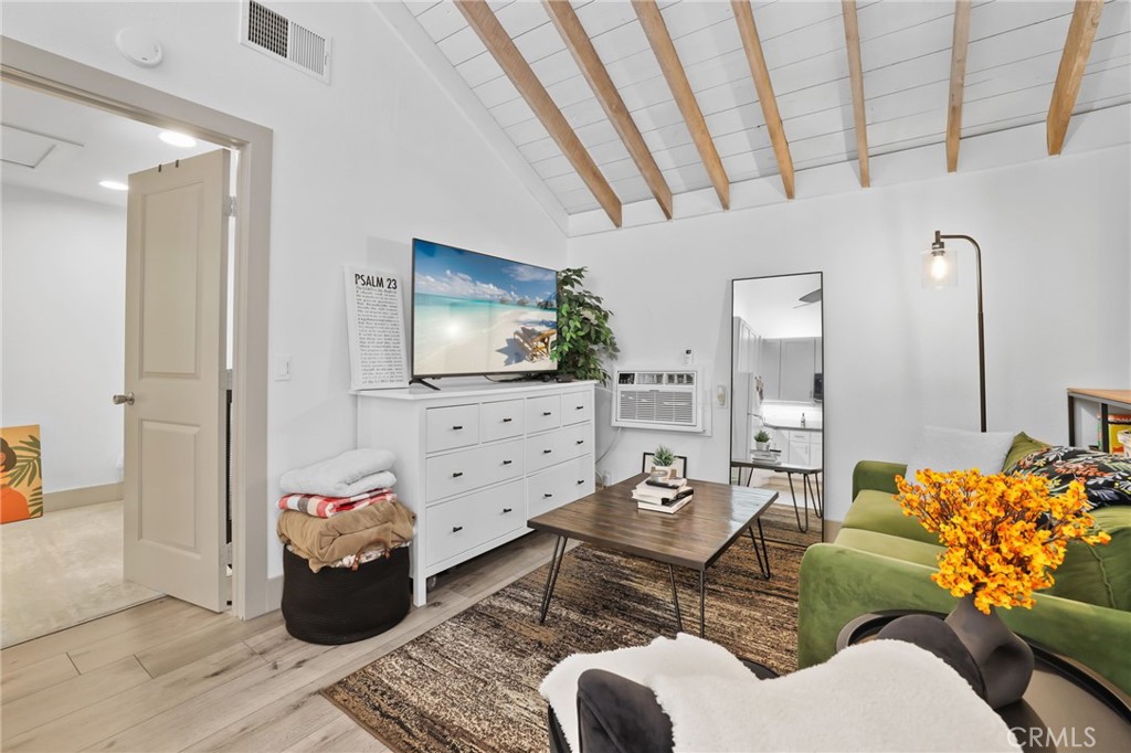 23551 Avenida La Caza 131