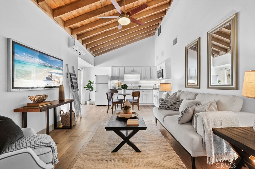 23551 Avenida La Caza 131