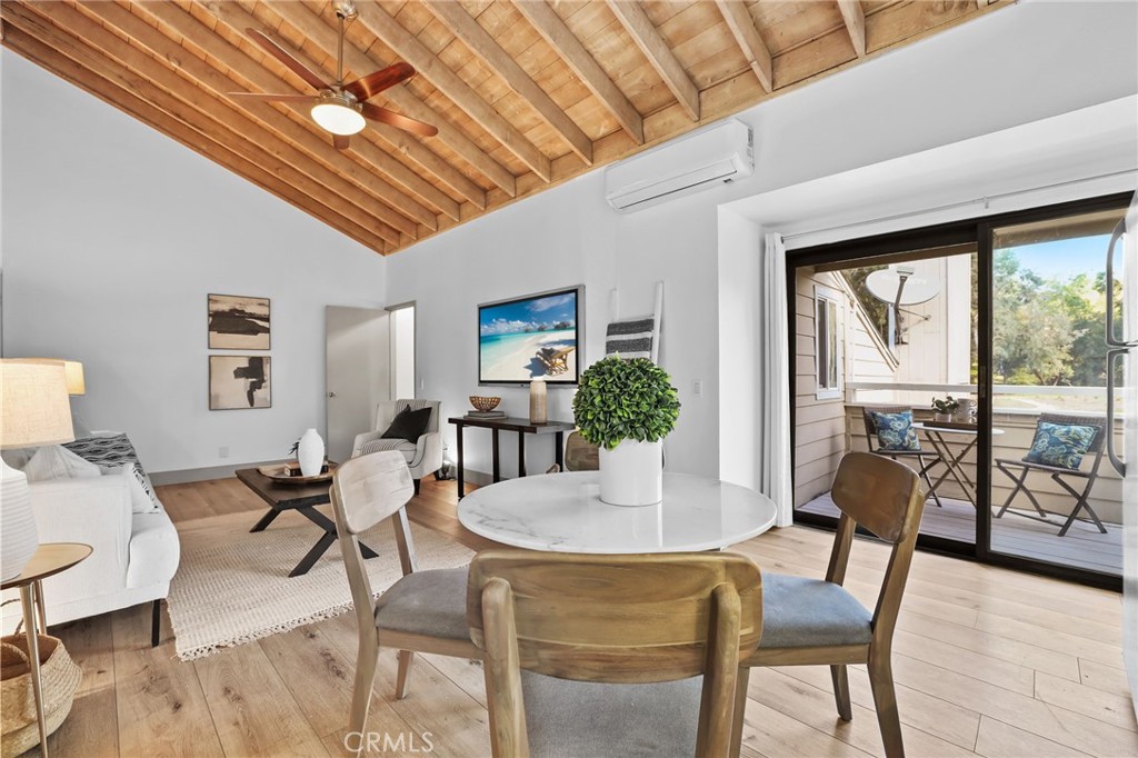 23551 Avenida La Caza 131