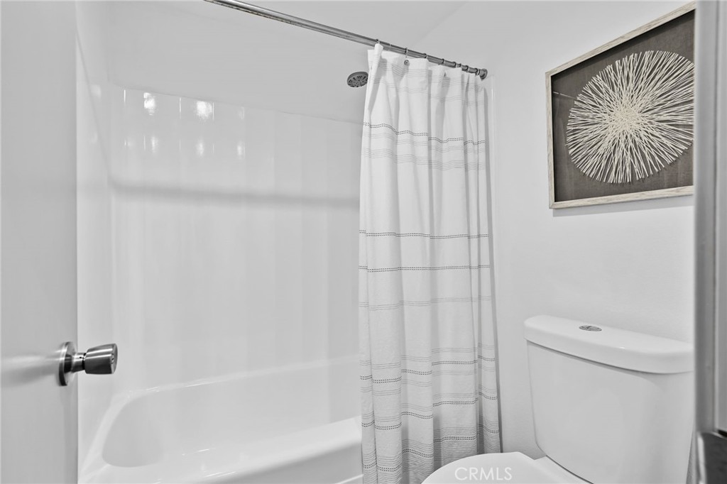 23551 Avenida La Caza 131