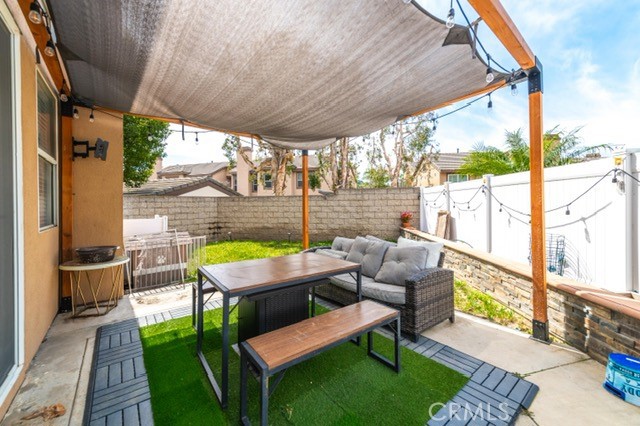 1176 S Country Glen Way