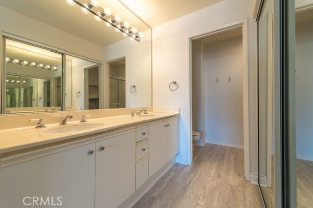 1176 S Country Glen Way