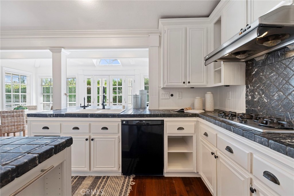 21730 Thistledown Circle