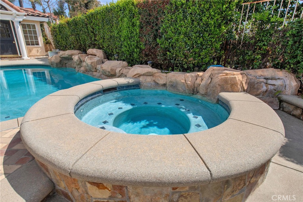 21730 Thistledown Circle