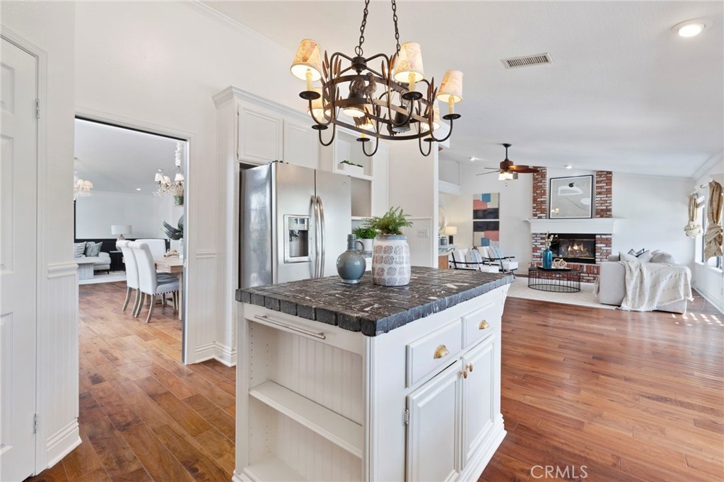 21730 Thistledown Circle