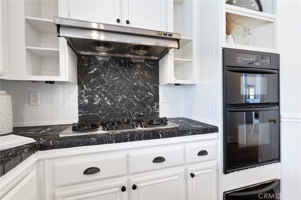 21730 Thistledown Circle