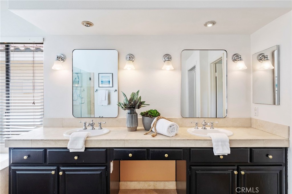 21730 Thistledown Circle