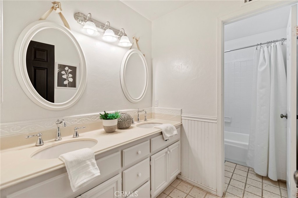 21730 Thistledown Circle