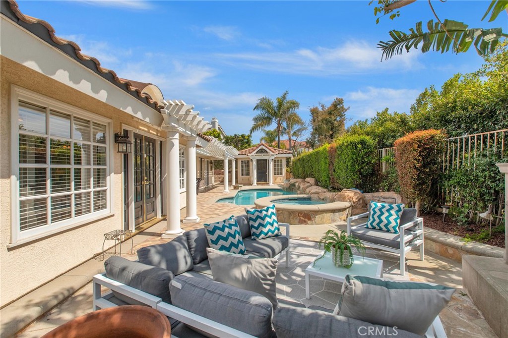 21730 Thistledown Circle