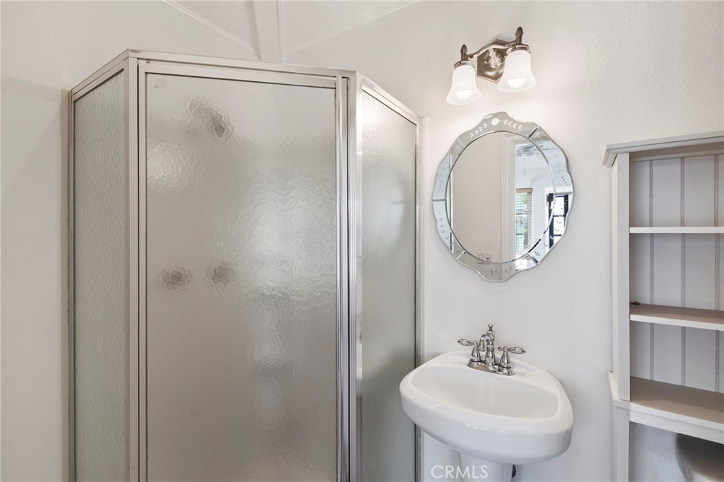 21730 Thistledown Circle