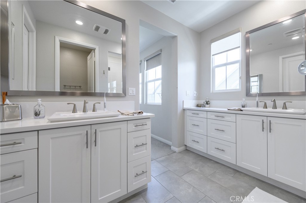20 Paranza Place