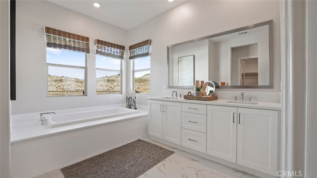 1245 Hollyleaf Terrace