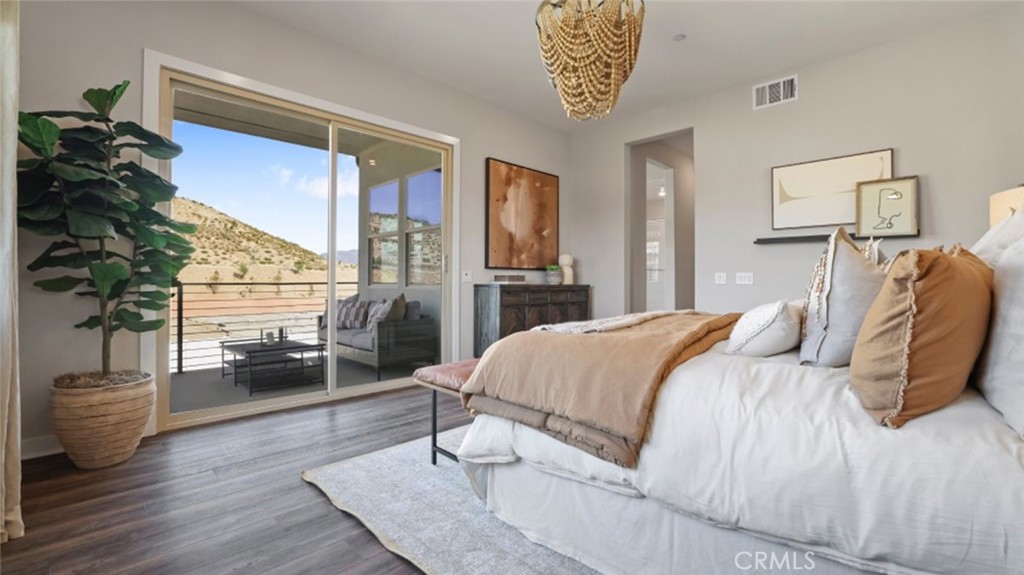 1245 Hollyleaf Terrace