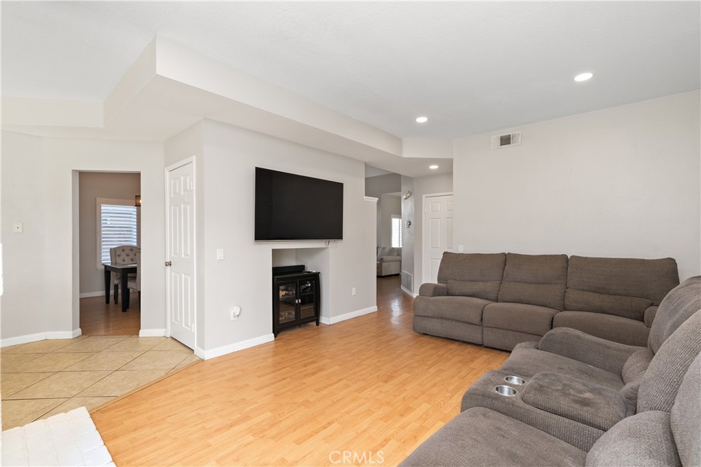 2757 Tumbleweed Street