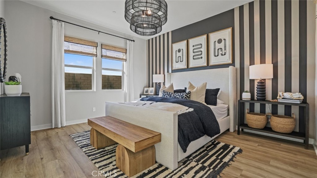 1295 Hollyleaf Terrace