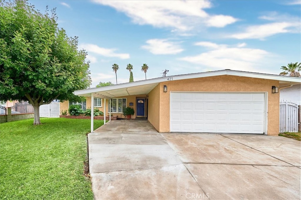 421 La Seda Road