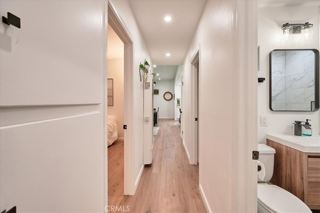 421 La Seda Road