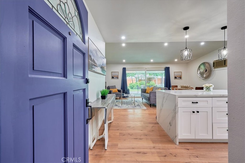 421 La Seda Road