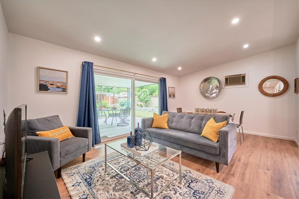 421 La Seda Road