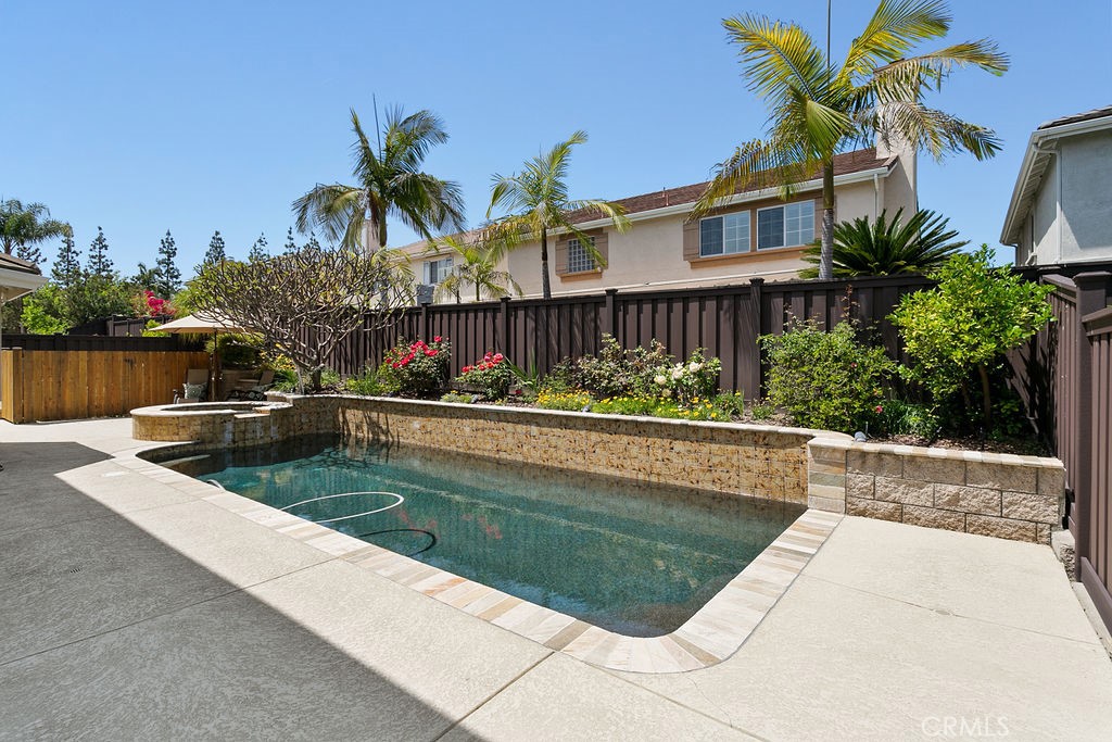1185 Innisfree Court