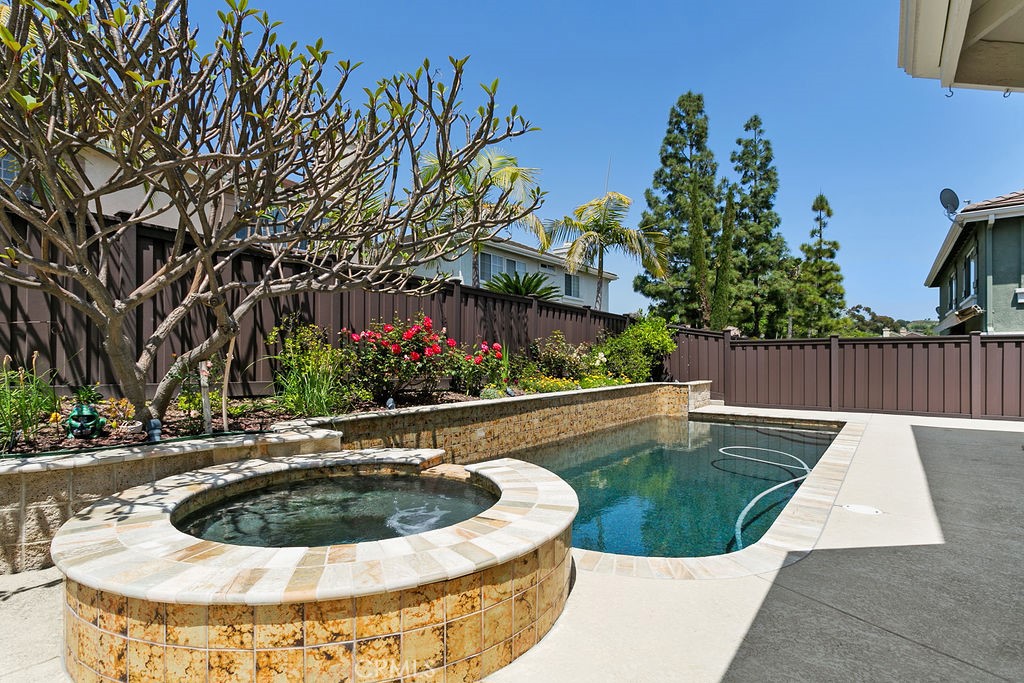 1185 Innisfree Court
