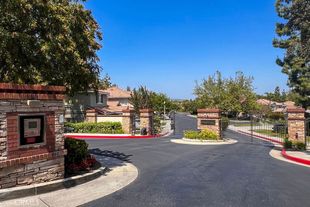 1185 Innisfree Court