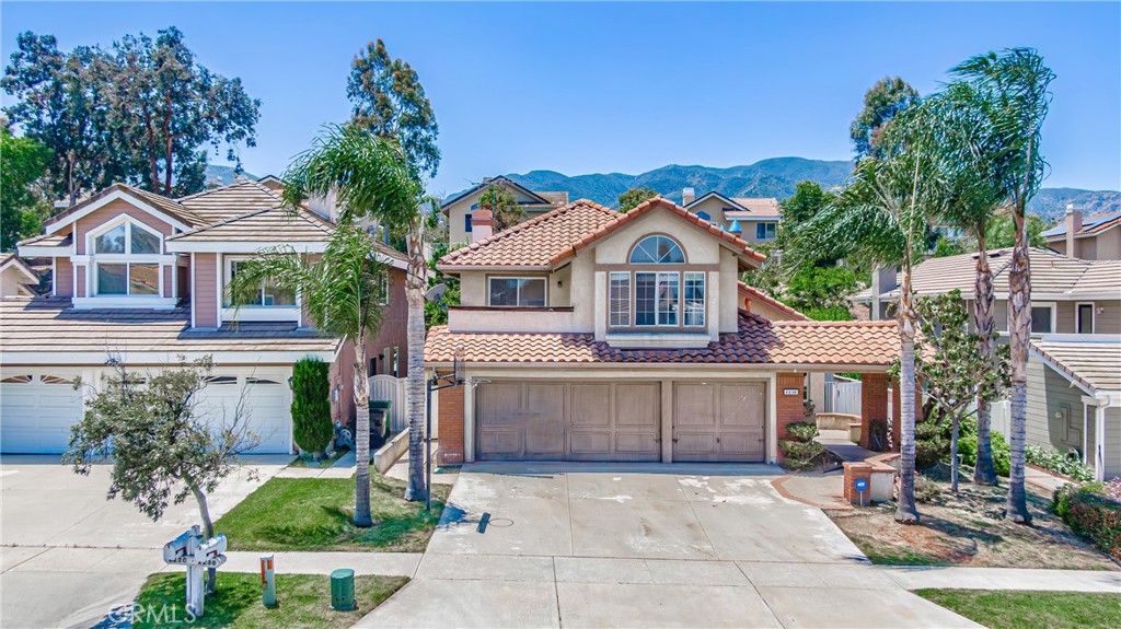 2230 Bloomfield Lane