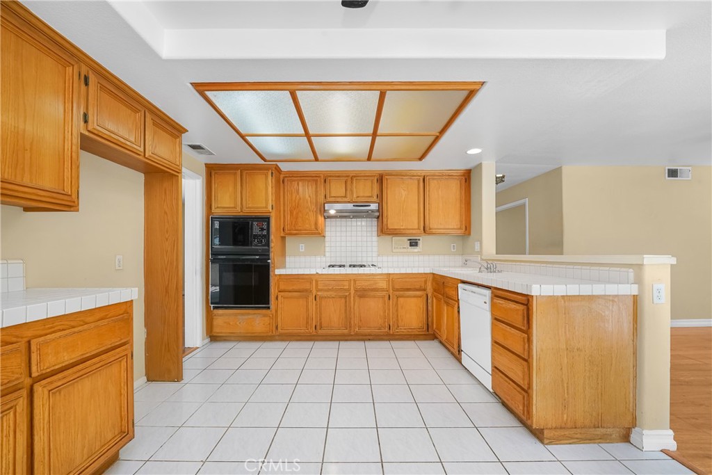 2230 Bloomfield Lane