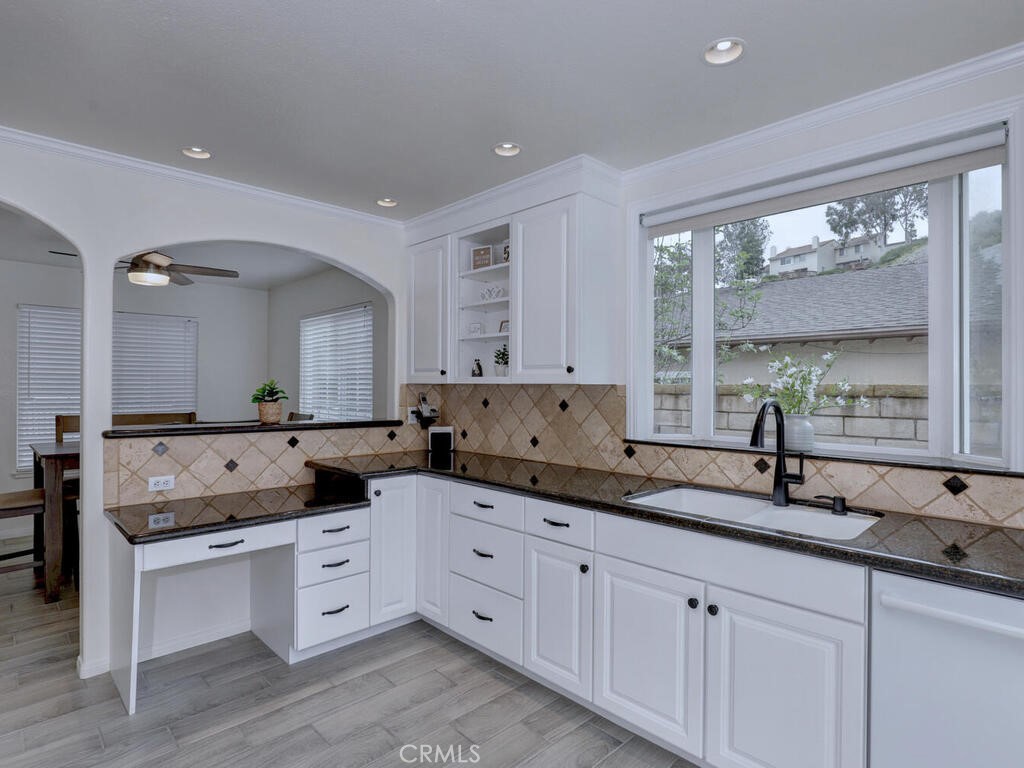 27415 Sereno